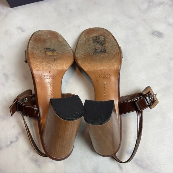 PRADA Brown Patent Leather Open Toe Wood Grain Block Heel Sandals - Picture 7 of 11